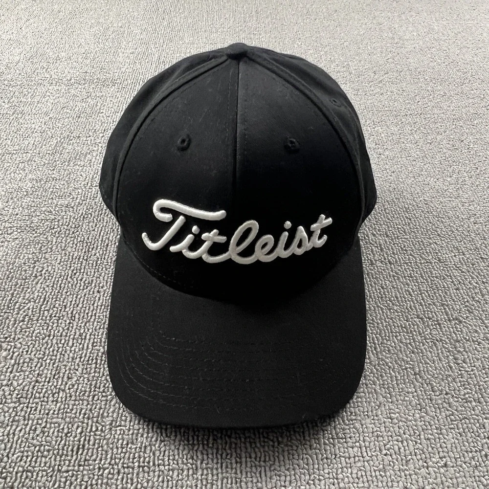 Titleist Hat Adult One Size Black Adjustable Golf Golfing Active Casual Men's